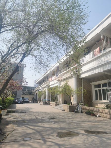 草场地艺术区