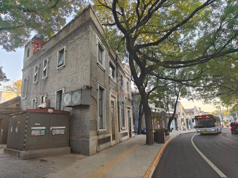 北新华街68号