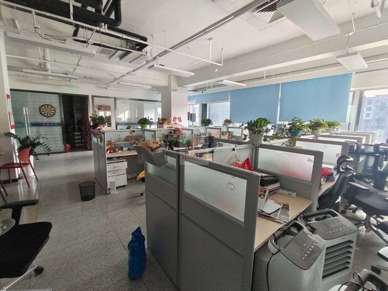 鸿运大厦（新华联丽港1号楼）